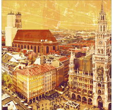 Ansicht des Marienplatzes in München mit Gebäuden und Menschen
