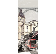 Historisches Gebäude mit Wuppertaler Schwebebahn