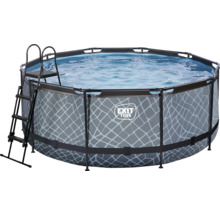 Aufstellpool mit Leiter und Wasseroberfläche