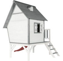 Spielhaus aus Holz mit Rutsche und Treppe