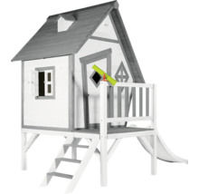 Spielhaus aus Holz mit Rutsche und Leiter