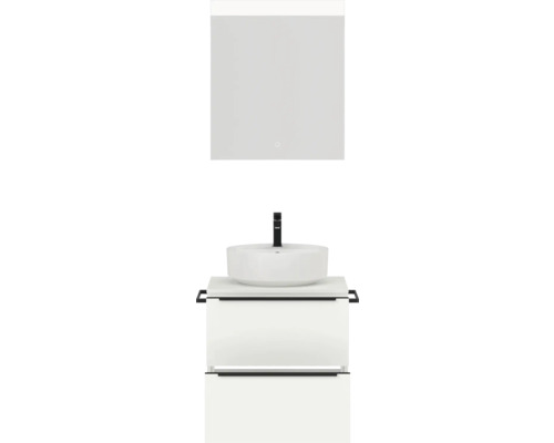 Badezimmerensemble mit Spiegel, Aufsatzwaschbecken und Unterschrank