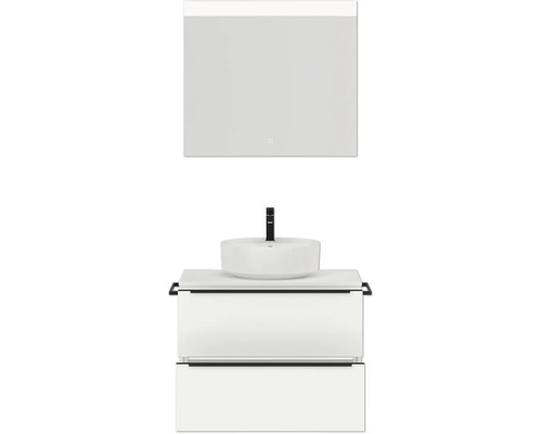 Badezimmerensemble mit Spiegel, Waschtisch und Aufsatzwaschbecken