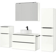 Modernes Badezimmer-Set mit Waschtisch, Aufsatzwaschbecken, Spiegelschrank und Hochschrank für eine helle und organisierte Atmosphäre