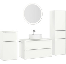 Badezimmerensemble mit Waschtisch, Aufsatzwaschbecken, Spiegelschrank und Hochschrank für ein helles, modernes Ambiente.