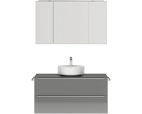Badmöbel-Set NOBILIA Programm 3 BxHxT 121 x 169,1 x 48,7 cm Frontfarbe grau hochglanz mit Aufsatz-Waschtisch und Spiegelschrank 3-türig mit LED-Beleuchtung Griffleiste chrom matt 508 Waschtischkombination mit Aufsatzwaschbecken und Spiegelschrank