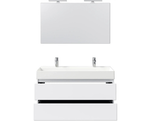 Waschtisch mit zwei Waschbecken, Armaturen und Spiegel