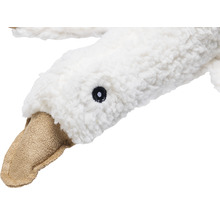 Nahaufnahme eines Plüschtiers in Form einer Gans mit einem Schnabel.