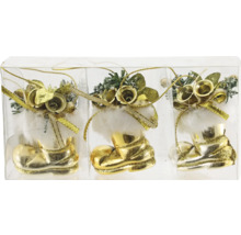 Drei goldfarbene Weihnachtsstiefel-Anhänger in einer transparenten Verpackung.