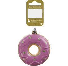 Donutförmiger Christbaumschmuck mit rosa Zuckerguss und silberfarbenen Streuseln