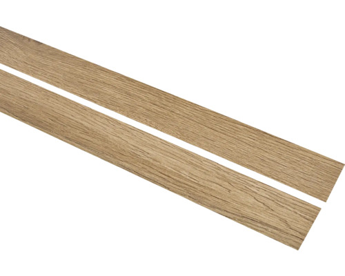 Zwei Sockelleisten mit Holzdekor