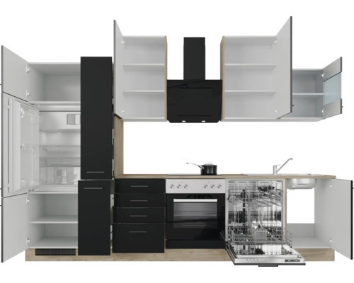 Komplette Küche mit Elektrogeräten, inklusive Kühlschrank, Geschirrspüler, Herd, Backofen und Dunstabzugshaube.