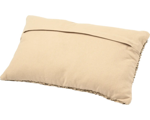 Dekokissen aus Stoff und Bast