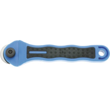 Rollschneider mit blauem Griff und schwarzer Gummierung
