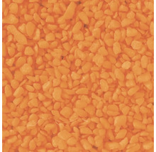 Nahaufnahme von orangefarbenem Zierkies