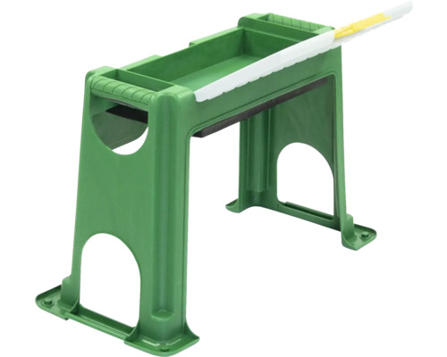 Grüner Farbständer mit Farbabstreifer