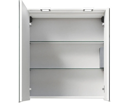 Offener Spiegelschrank mit Glasablagen und Beleuchtung