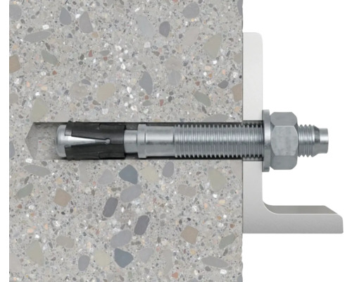 Direktmontageanker mit angebrachter Metallschiene in Betonwand