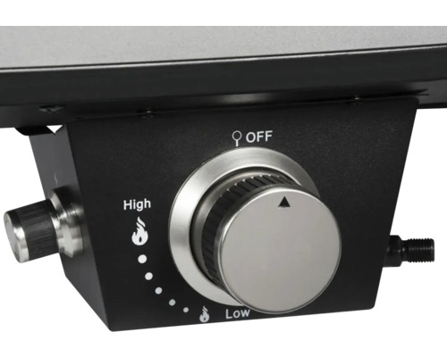 Detailaufnahme des Drehknopfes eines Gasgrills zur Einstellung von hoch bis niedrig und Aus