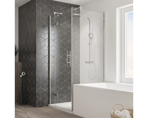 Verkürzte Seitenwand für Drehtür Breuer Avanta 100 cm Dekor Grau Profilfarbe chrom Badezimmer mit Badewanne und Duschabtrennung aus Glas