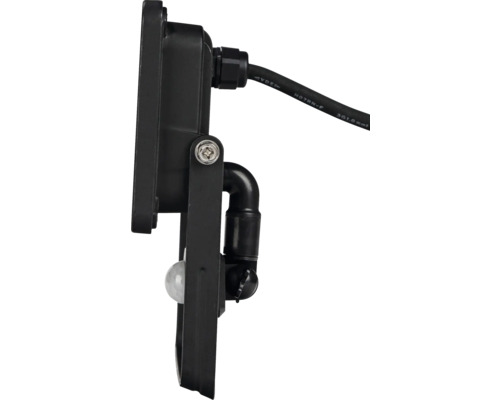 Seitenansicht eines schwarzen LED-Strahlers mit Bewegungsmelder und Kabelanschluss