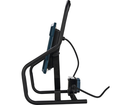 LED-Baustrahler mit schwarzem Gestell im Profil