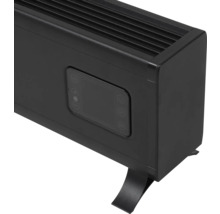 Detailansicht eines Konvektors mit Display und Standfüßen
