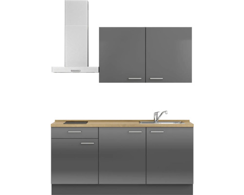 Graue Küchenzeile mit Dunstabzugshaube und Spüle