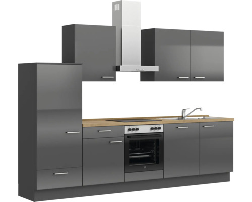 Komplette Küche mit Hängeschränken, Dunstabzugshaube, Spüle und Elektroherd