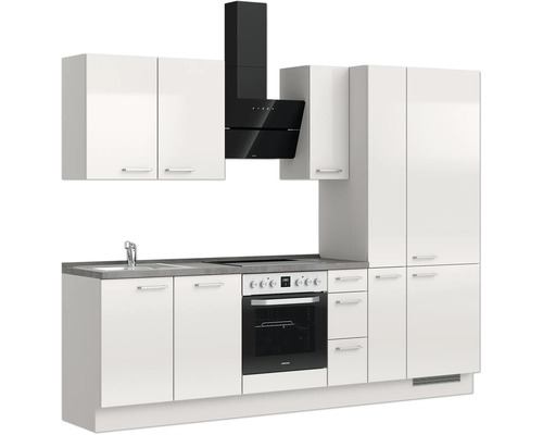 Komplette Küche mit Spüle, Herd, Dunstabzugshaube und Schränken
