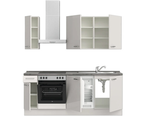 Komplette Küchenzeile mit Spüle, Herd, Kühlschrank, Dunstabzugshaube und Hängeschränken