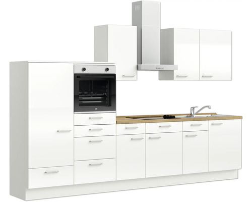 Komplette Küchenzeile mit Backofen, Dunstabzugshaube und Spüle