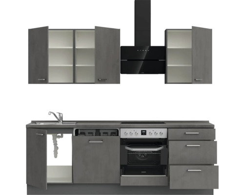 Komplette Küchenzeile mit Spüle, Herd, Dunstabzugshaube und Hängeschränken.