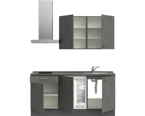 Einbauküche mit Dunstabzugshaube, Spüle, Kühlschrank und Stauraum