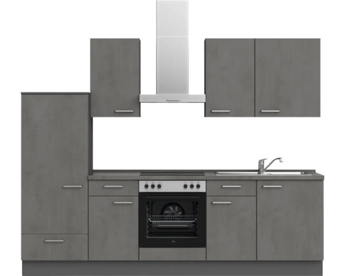 Küchenzeile mit Spüle, Herd, Backofen, Dunstabzugshaube und Hängeschränken