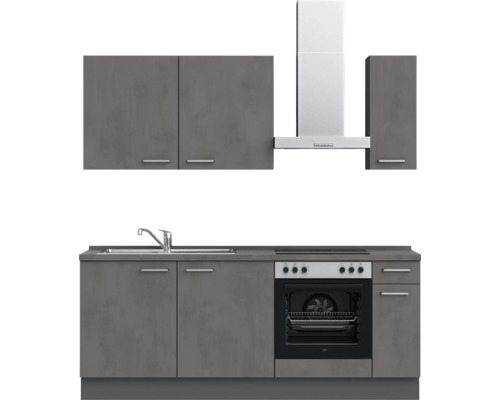 Küchenzeile mit Spüle, Herd, Backofen, Dunstabzugshaube und Hängeschränken