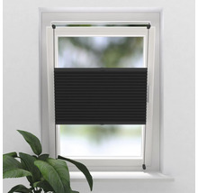 Schwarzes Plissee-Rollo am Fenster
