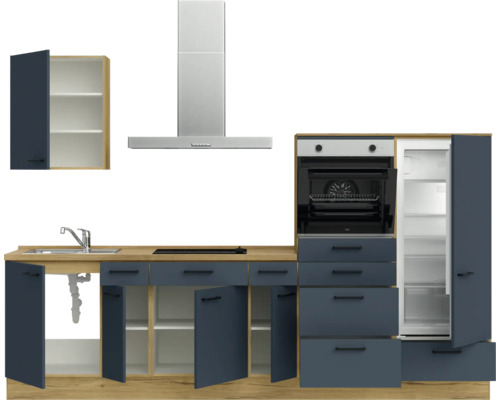 Komplette Küche mit Spüle, Kochfeld, Dunstabzugshaube, Backofen und Kühlschrank