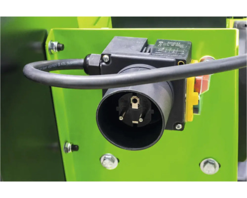 Steckverbindung und Bedienelemente an einer Maschine