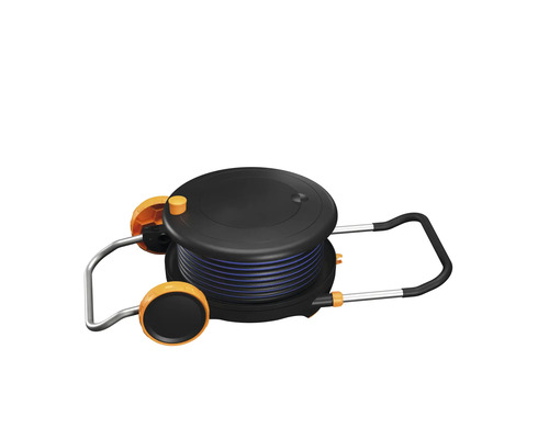 Schlauchtrommel mit Rädern und Gartenschlauch