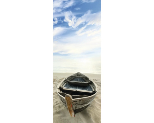 Boot am Strand mit Meerblick