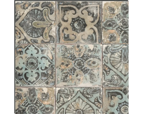 Neun verzierte Keramikfliesen im Vintage Design