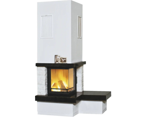 Kamin mit Brennholz, Fotos und Lüftungsgitter