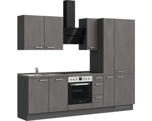 Komplette Küche mit Spüle, Herd, Dunstabzugshaube und Schränken