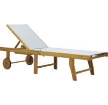 Sonnenliege GARDEN PLACE Linda 195 x 63 x 40 cm natur aus robustem Akazienholz, Rückenlehne verstellbar, Klappfunktion für platzsparende Lagerung, mit Rollen, inkl. ausziehbarer Beistelltisch