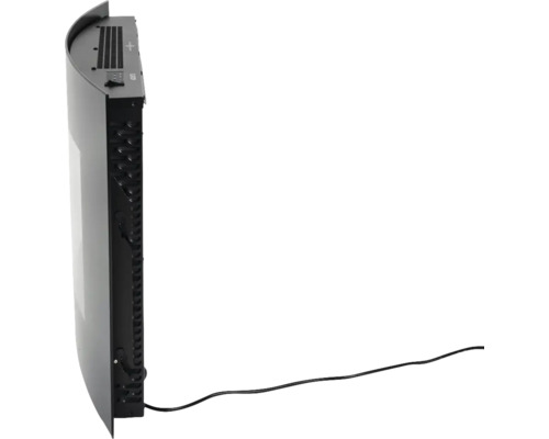 Standkamin mit Bedienfeld und Stromkabel