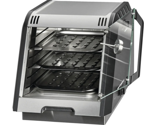 Multifunktions-Ofen mit drei Rosten und geöffneter Glastür