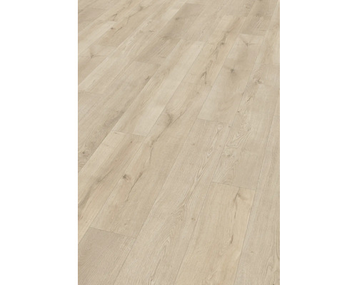 Verlegtes Laminat mit Holzoptik