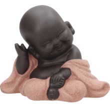 Lachende Buddha Figur aus Keramik