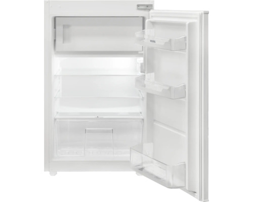 Geöffneter, kompakter Kühlschrank mit Regalen